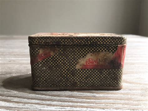 vintage cute metal box|old metal box.